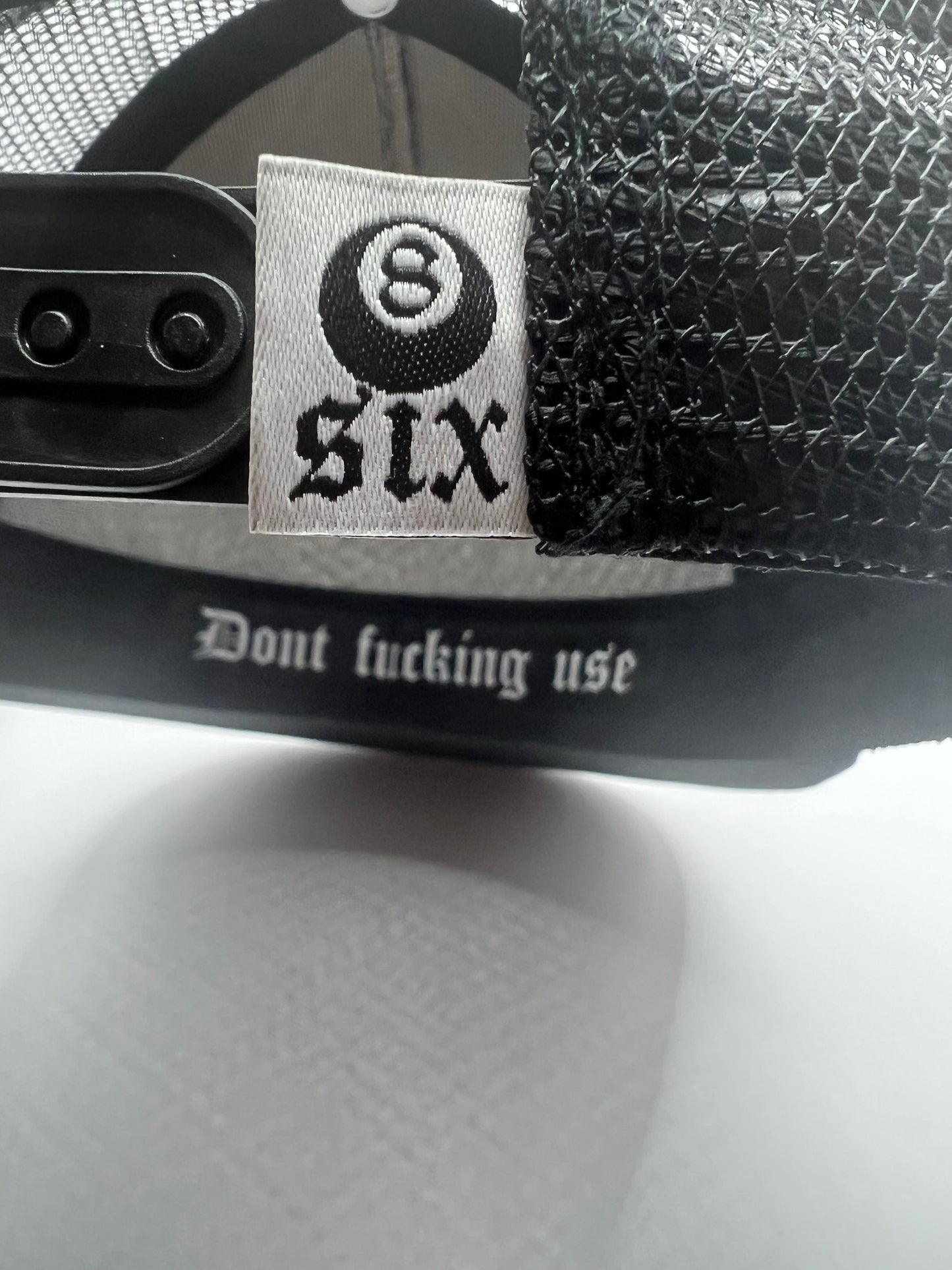 Black chain logo “Don’t Use” snapback