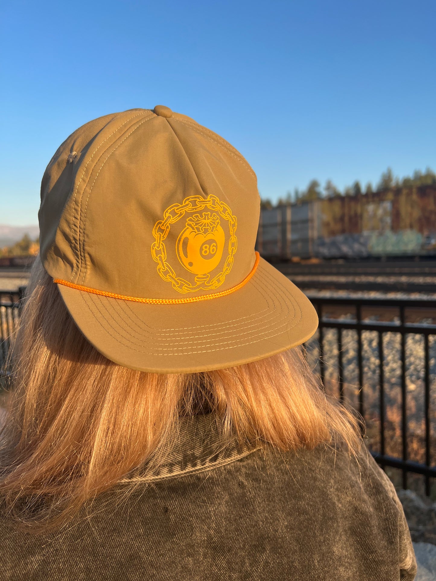 Poppy Chain Snap back Hat