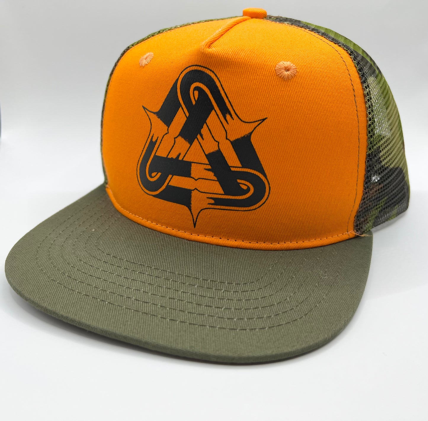 Chain logo “don’t use” Camo and Orange SnapBack